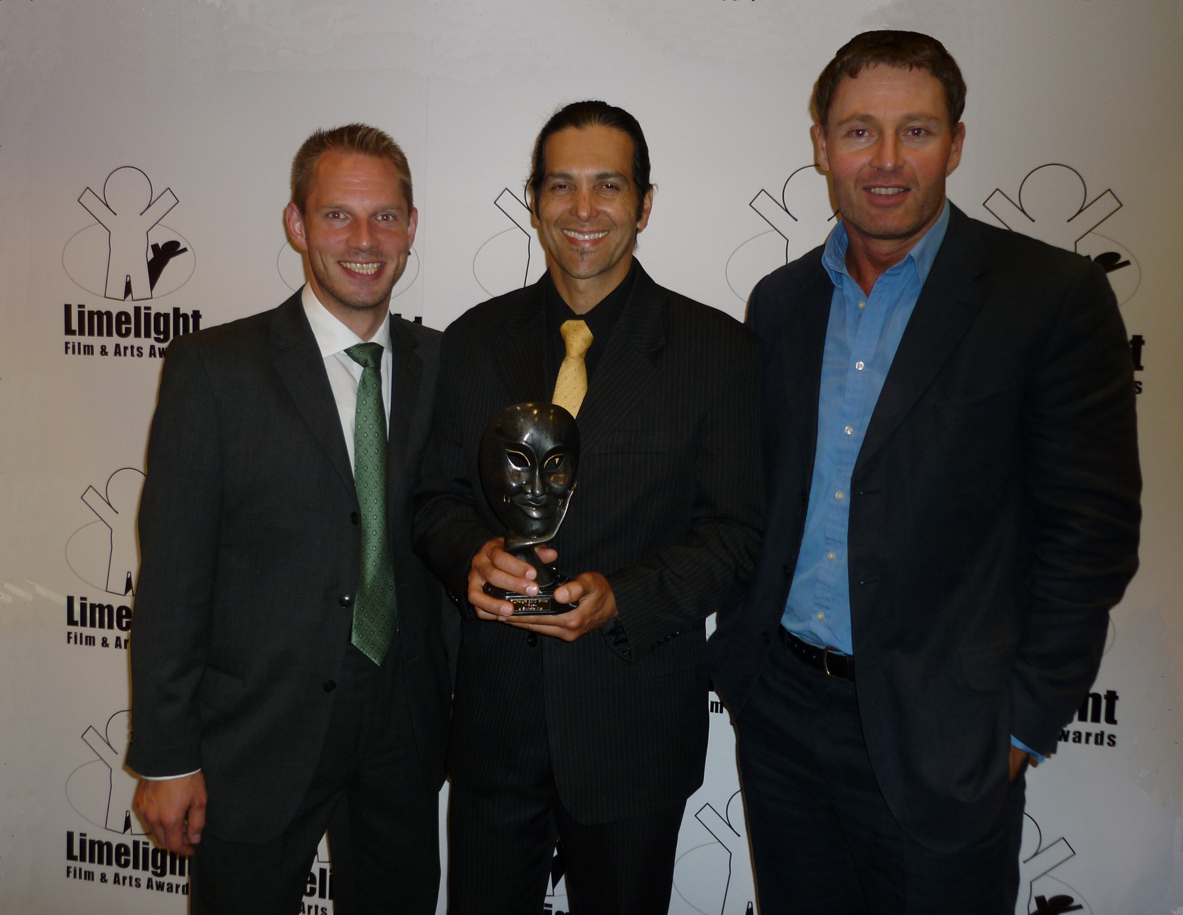 Фото - Адриан Буше: 2400x1857 / 455 Кб