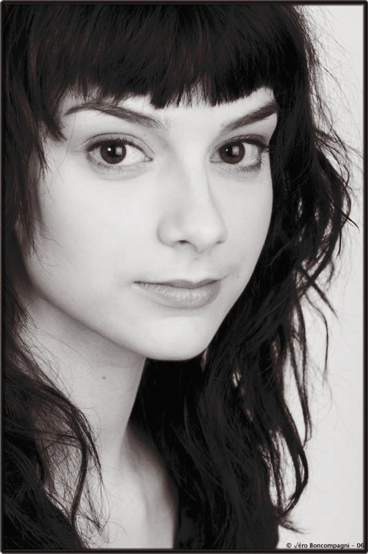 Фото - Sophie Desmarais: 532x800 / 70 Кб