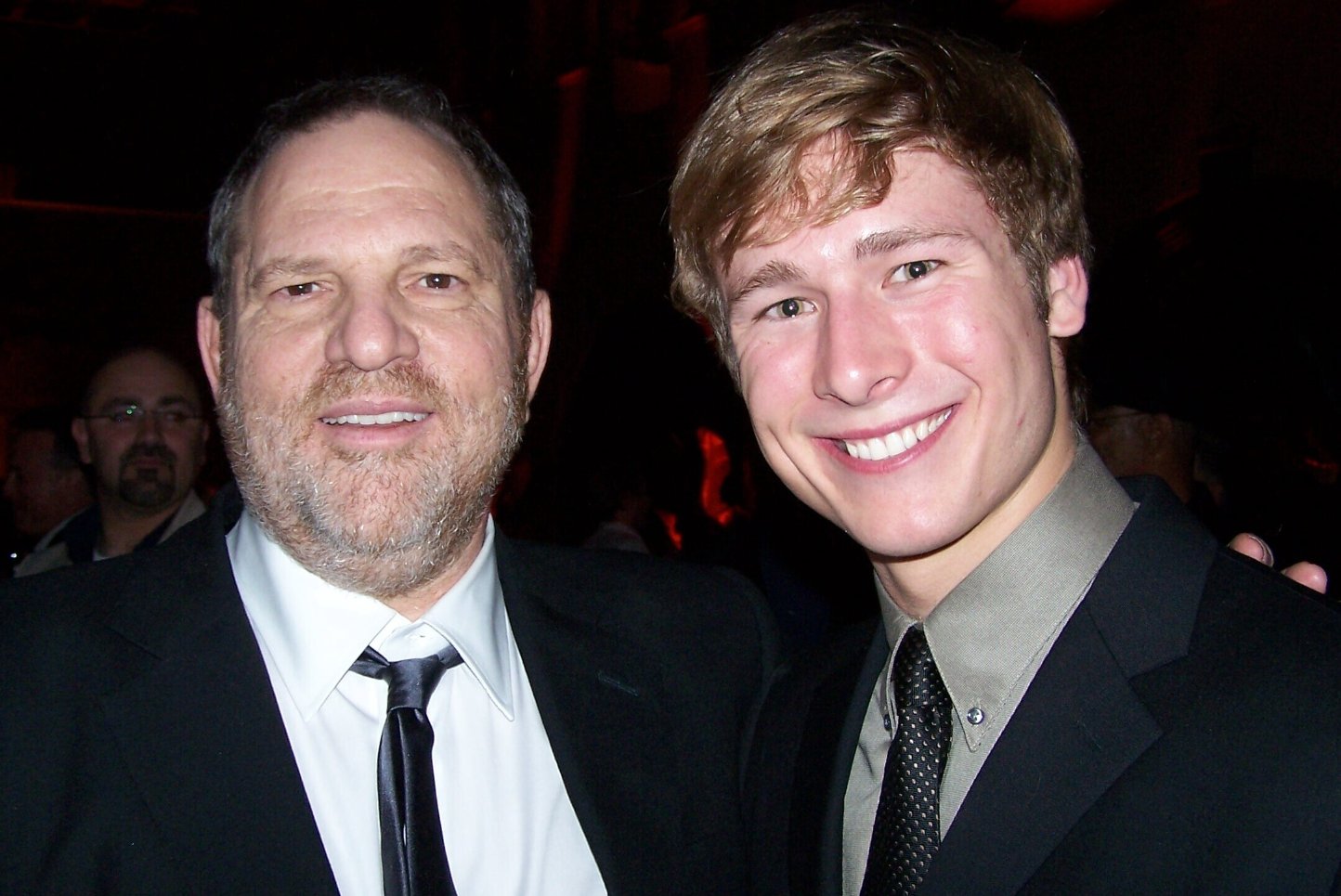 Фото - Глен Пауэлл: 1444x965 / 188 Кб