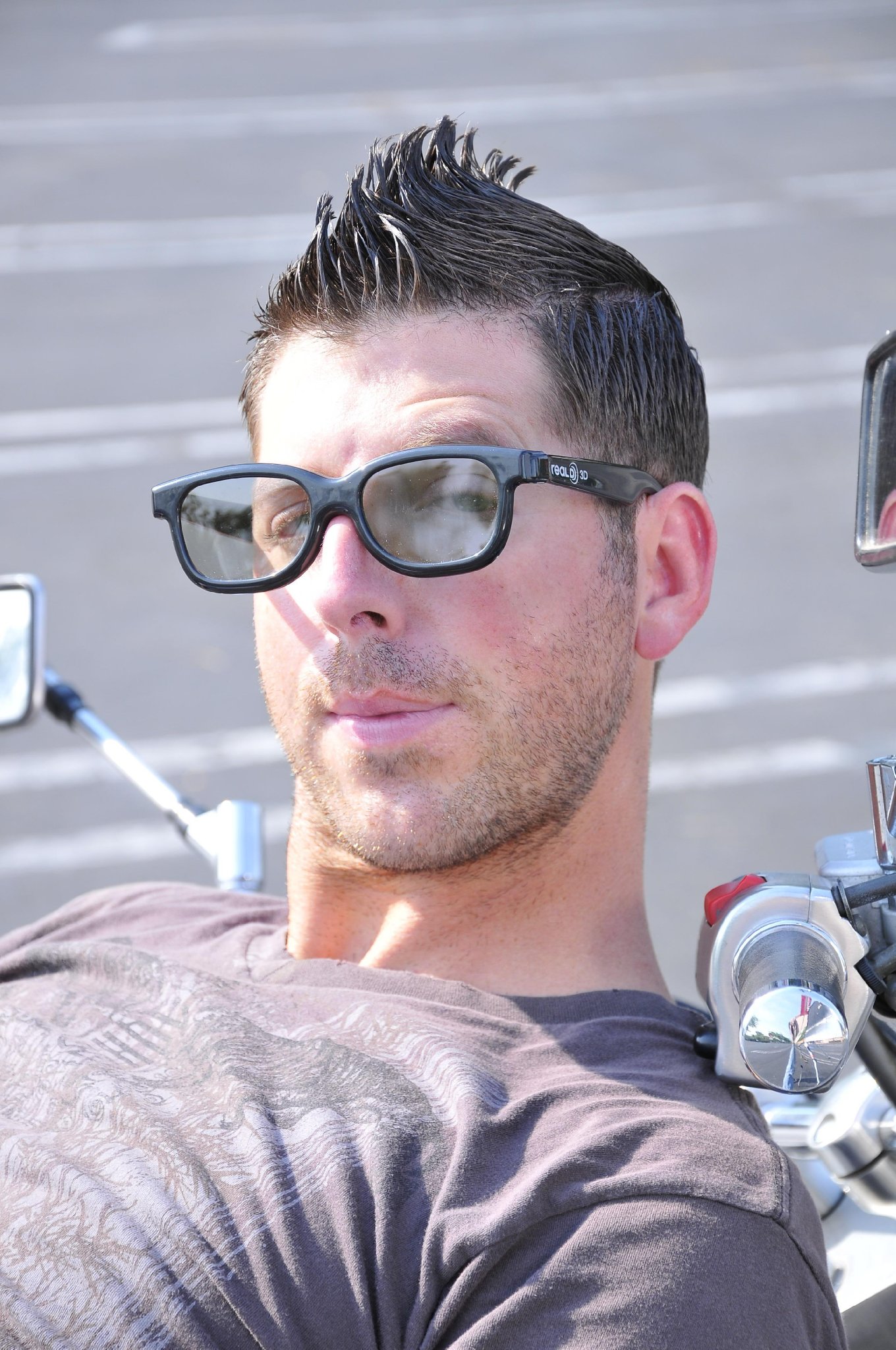 Фото - Matthew Corbett Davis: 1360x2048 / 453 Кб