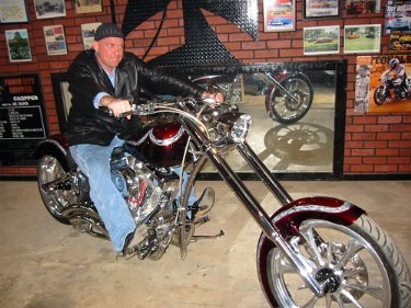 Фото - Troy DeWalt: 375x281 / 39 Кб