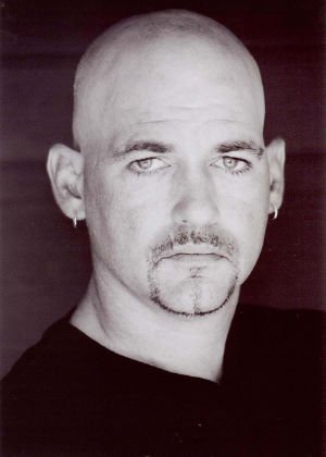 Фото - Troy DeWalt: 300x420 / 16 Кб