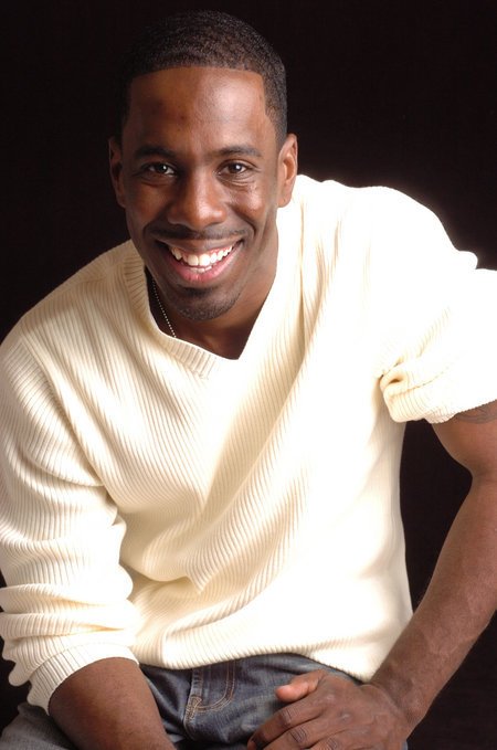 Фото - Tobi Gadison: 450x679 / 48 Кб