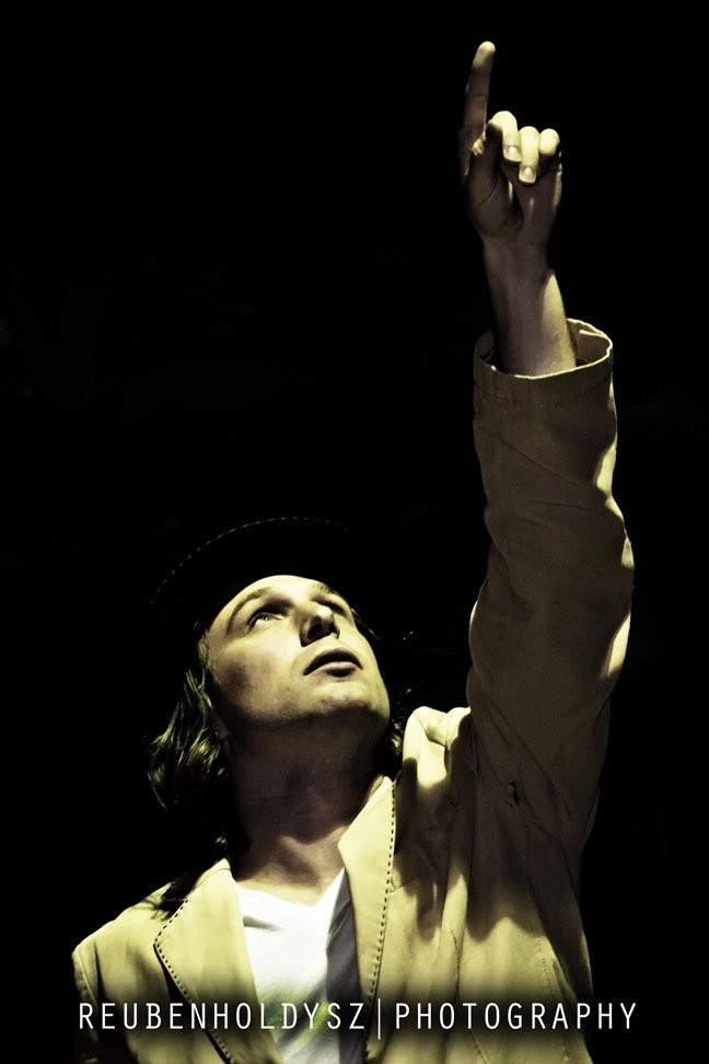 Фото - Conor Gomez: 648x972 / 53 Кб