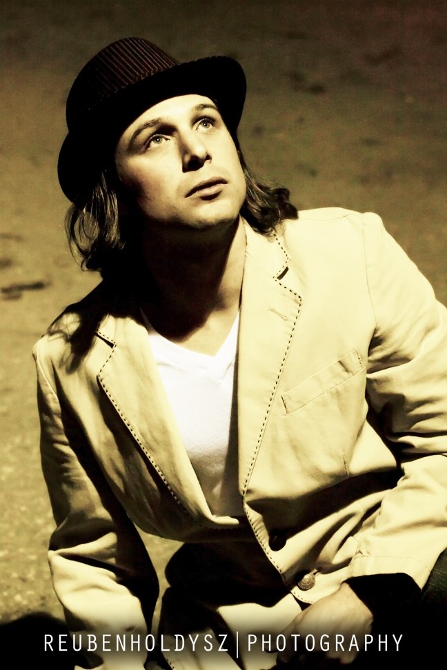 Фото - Conor Gomez: 648x972 / 102 Кб