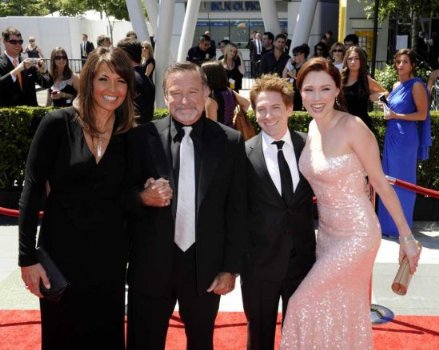 Фото - Клэр Грант: 439x350 / 38 Кб