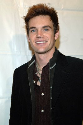 Фото - Тайлер Хилтон: 266x400 / 17 Кб