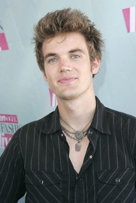 Фото - Тайлер Хилтон: 269x400 / 20 Кб