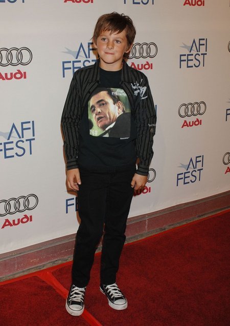 Фото - Ридж Кэнайп: 450x636 / 50 Кб