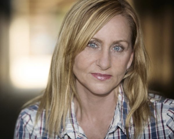 Фото - Jan Falk: 599x480 / 44 Кб