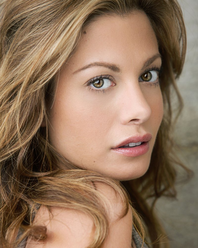 Фото - Мередит Жангранд: 800x1001 / 141 Кб