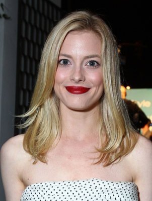 Фото - Гиллиан Джейкобс: 302x400 / 26 Кб