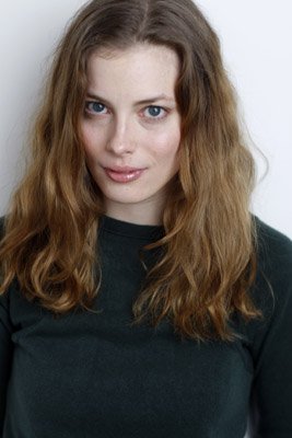 Фото - Гиллиан Джейкобс: 267x400 / 20 Кб