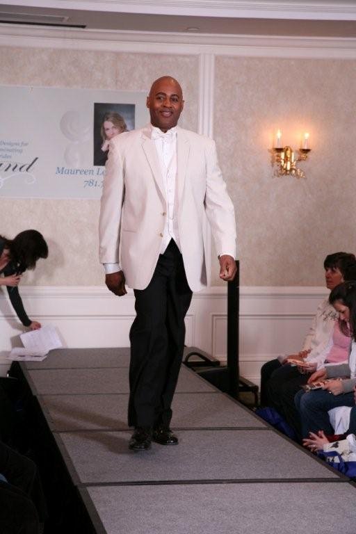 Фото - Кит Флукер: 512x768 / 57 Кб