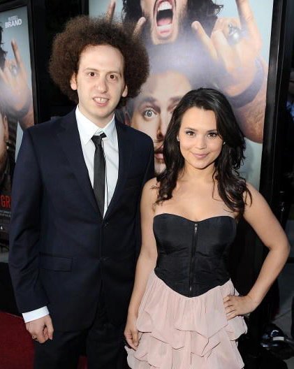 Фото - Джошуа Суссман: 421x528 / 42 Кб