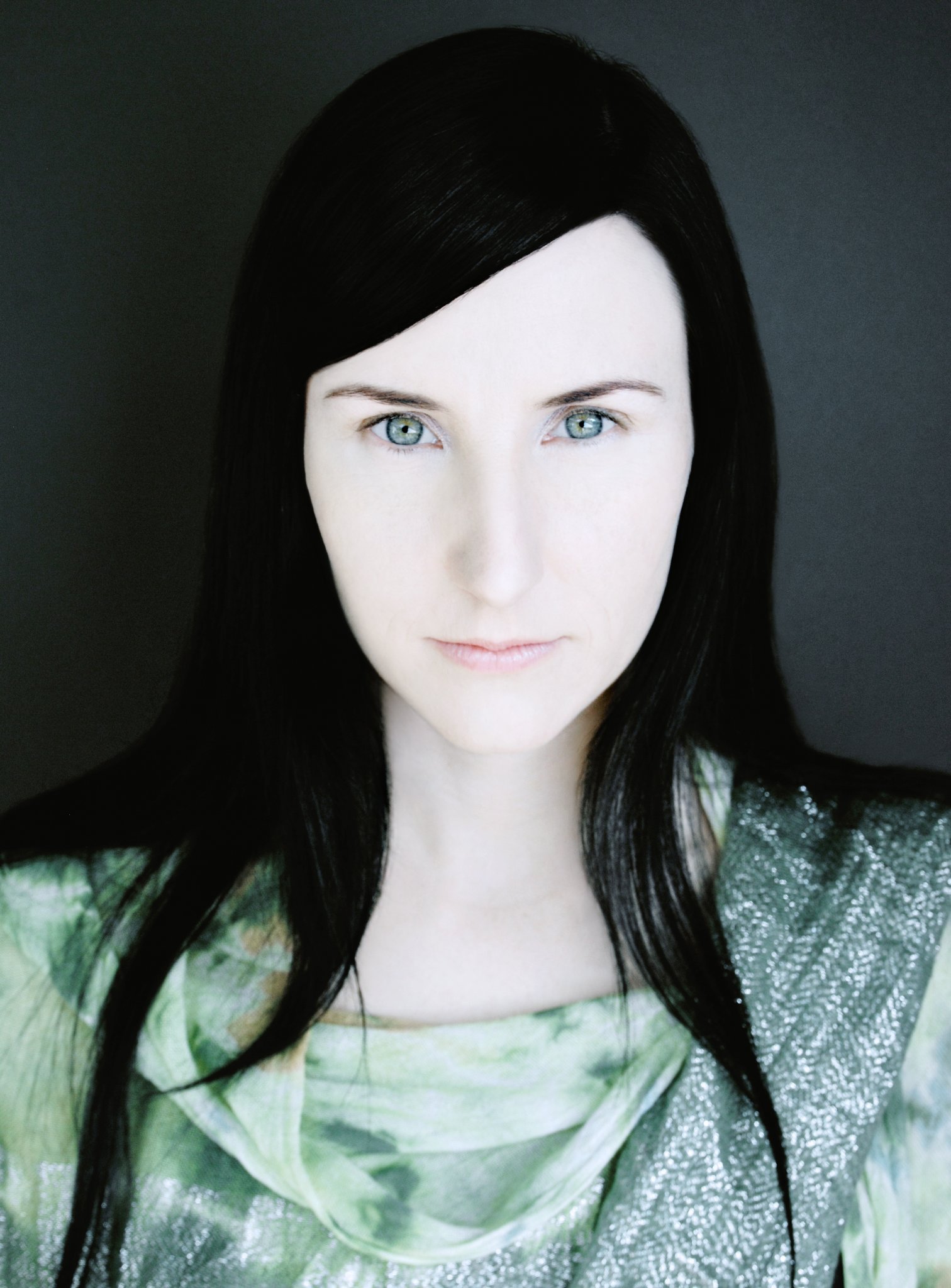 Фото - Megan Franich: 1512x2048 / 338 Кб