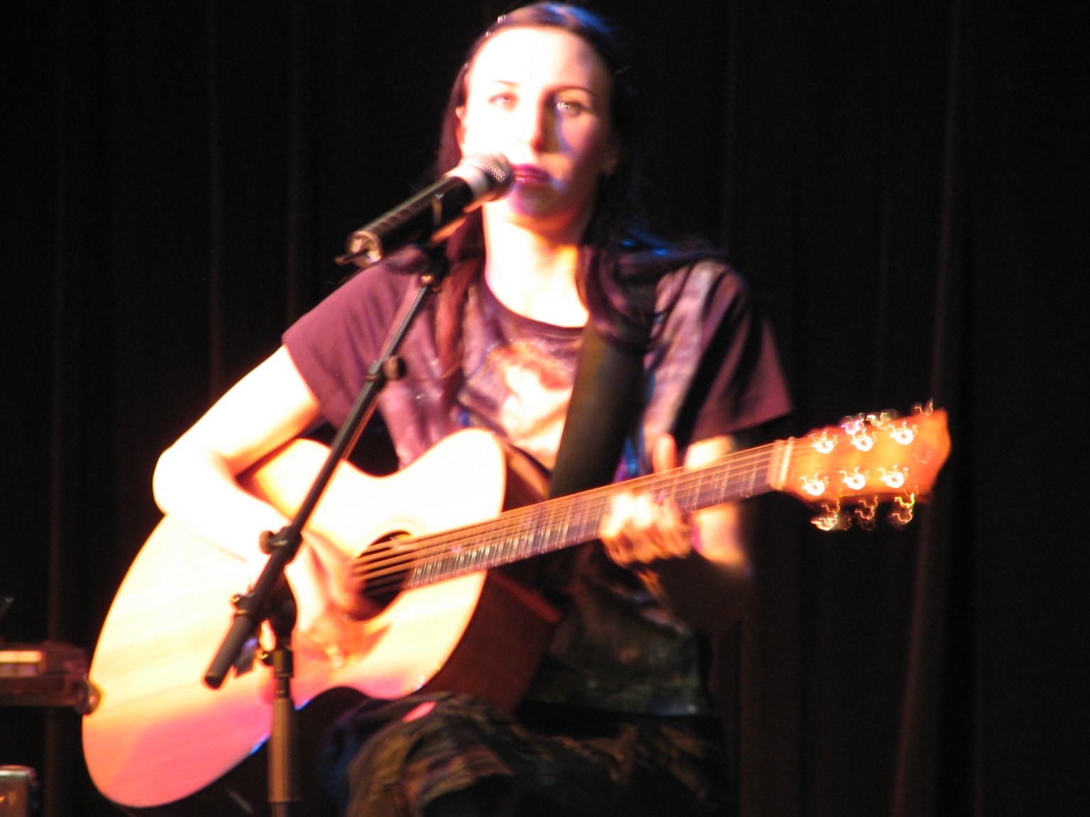 Фото - Megan Franich: 1536x1152 / 165 Кб