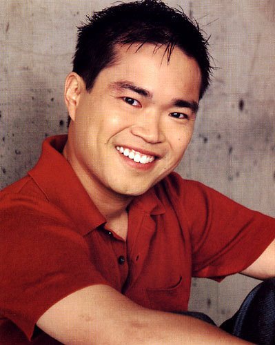 Фото - James Taku Leung: 399x500 / 42 Кб