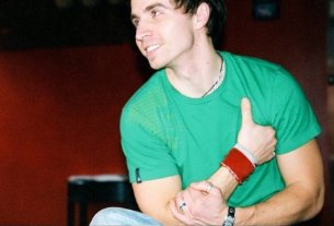 Фото - Michael Dionne: 305x207 / 13 Кб