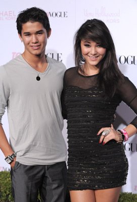 Фото - Бубу Стюарт: 271x400 / 23 Кб