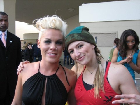 Фото - Julie 'Jules' Urich: 480x360 / 32 Кб