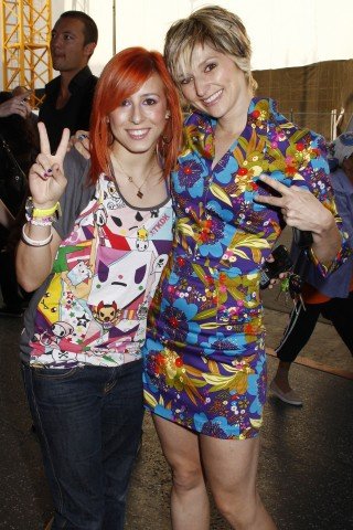 Фото - Julie 'Jules' Urich: 320x480 / 53 Кб