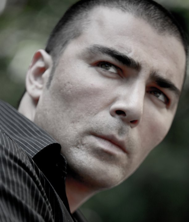 Фото - Emilio Roso: 613x720 / 50 Кб