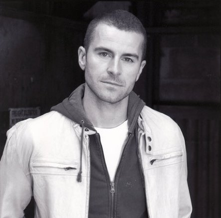 Фото - Кертис Карраваджо: 443x436 / 27 Кб