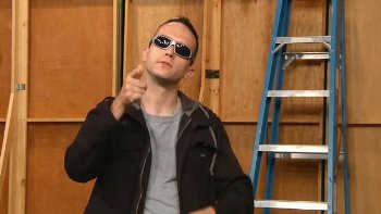 Фото - Conor Timmis: 350x197 / 16 Кб