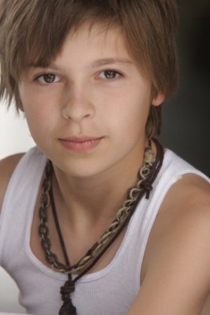 Фото - Zachary Dylan Smith: 299x448 / 20 Кб