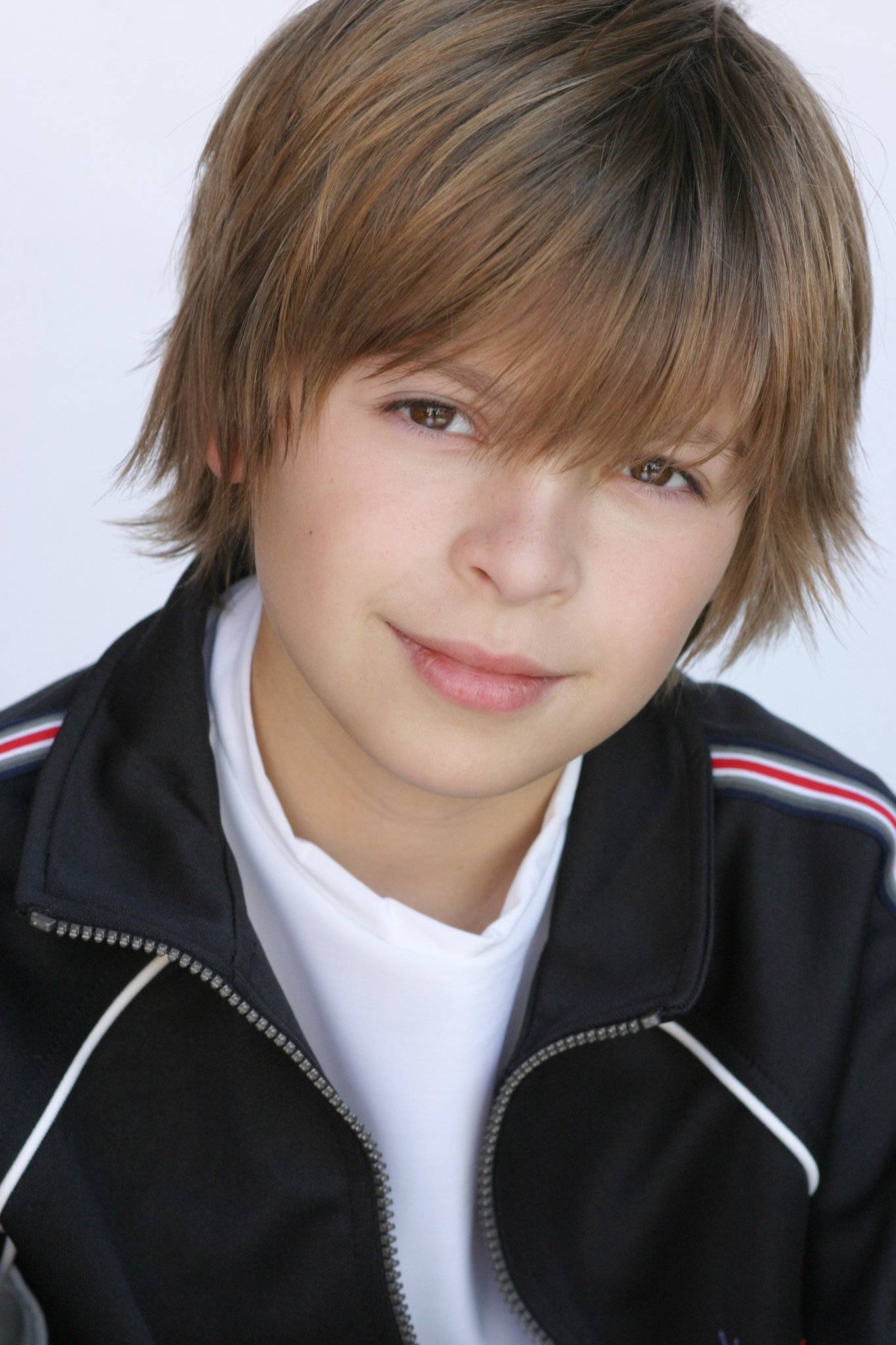 Фото - Zachary Dylan Smith: 1365x2048 / 323 Кб