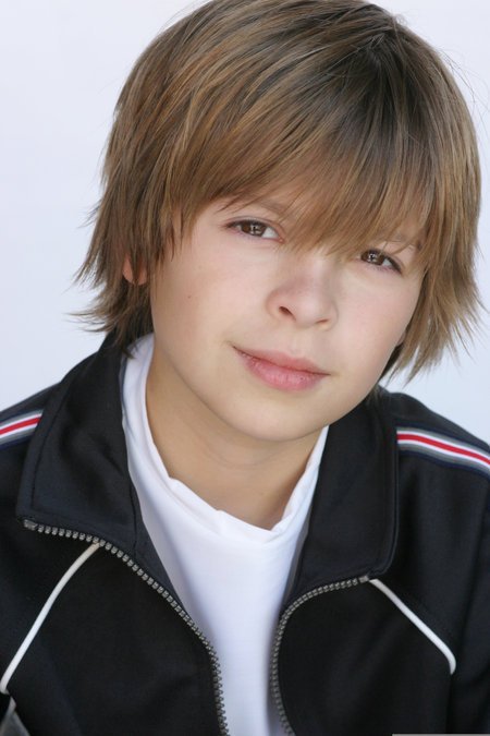 Фото - Zachary Dylan Smith: 450x675 / 48 Кб