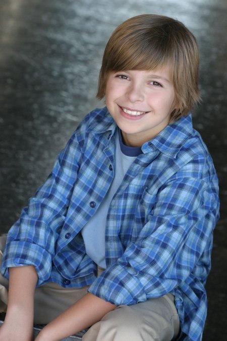 Фото - Zachary Dylan Smith: 450x675 / 59 Кб