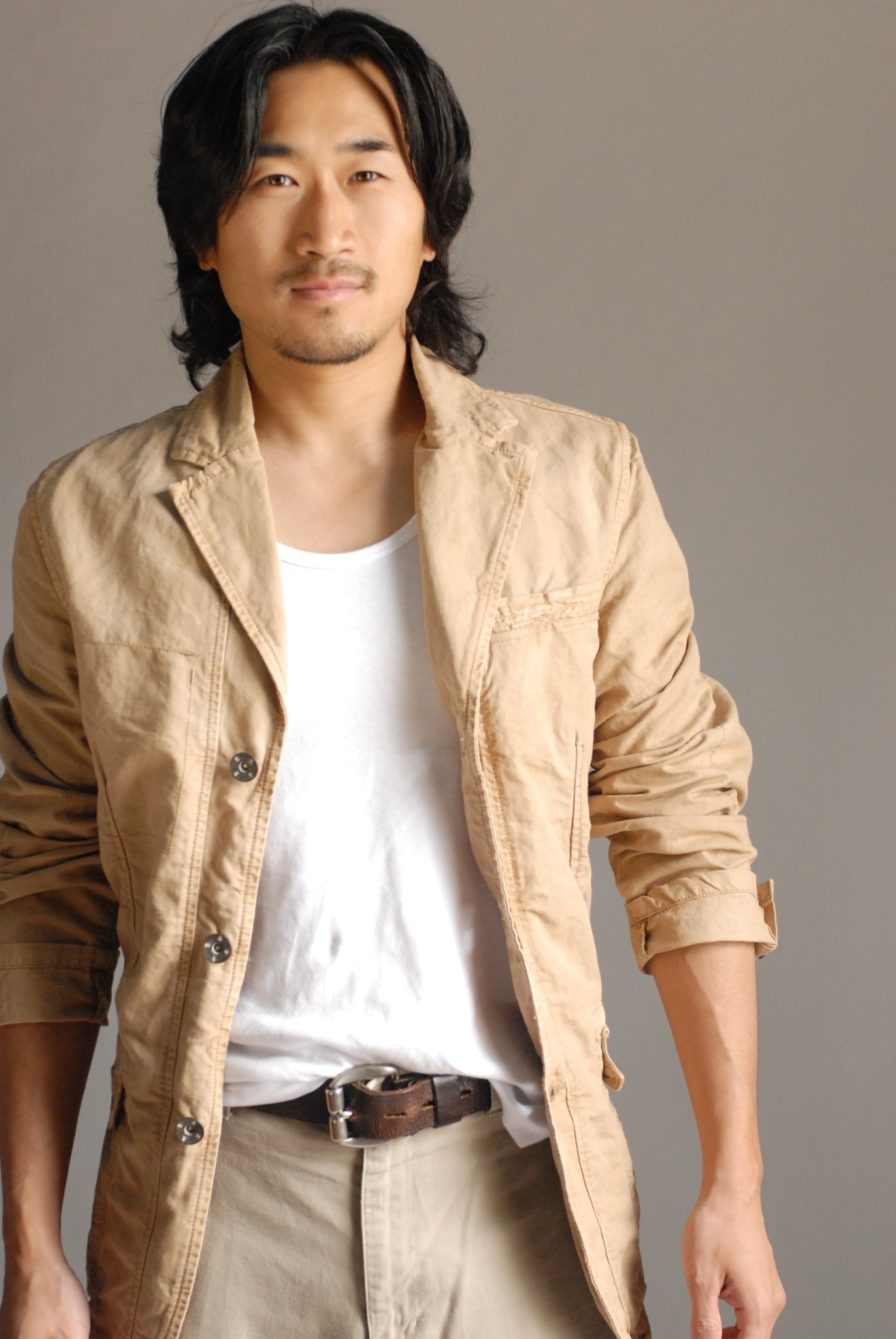 Фото - Josiah D. Lee: 1371x2048 / 286 Кб