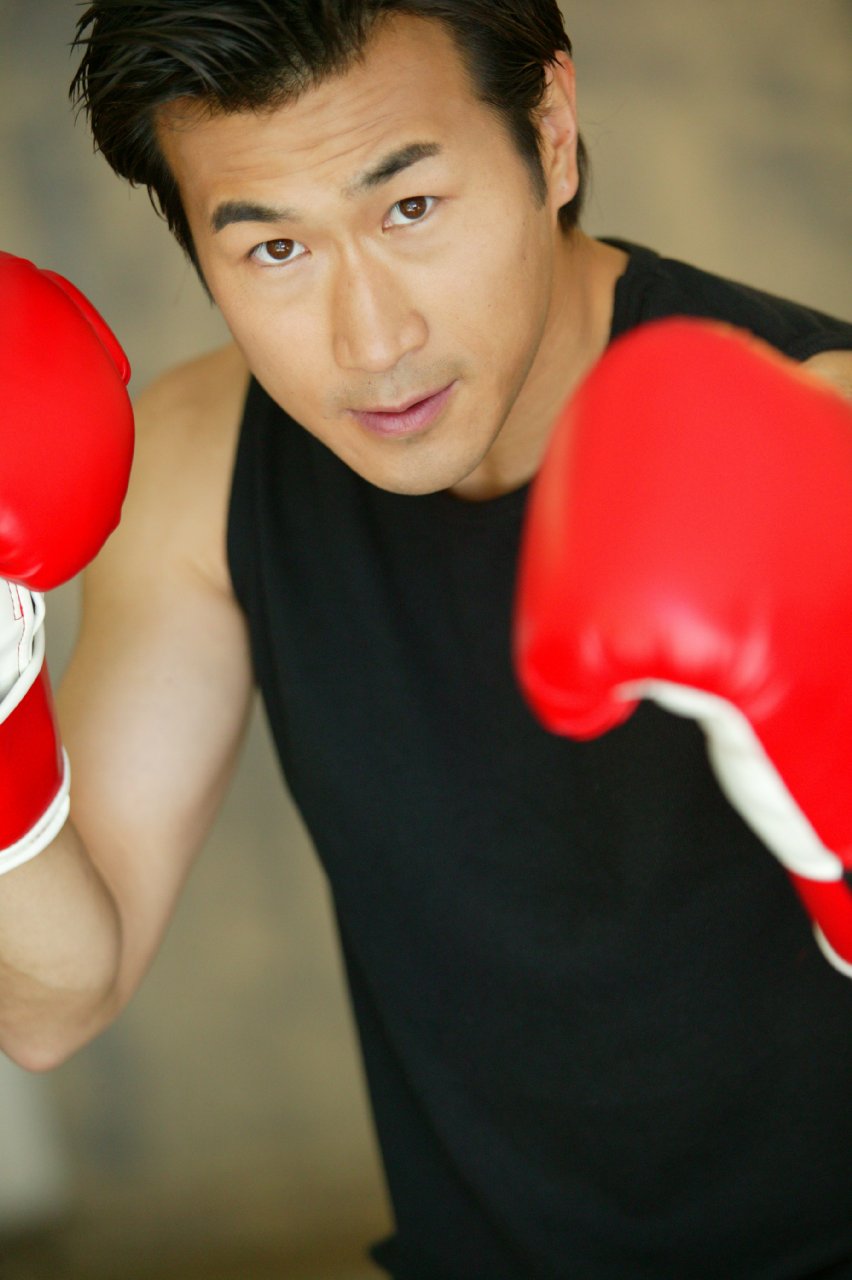 Фото - Josiah D. Lee: 852x1280 / 96 Кб