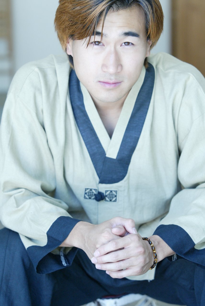 Фото - Josiah D. Lee: 856x1280 / 133 Кб