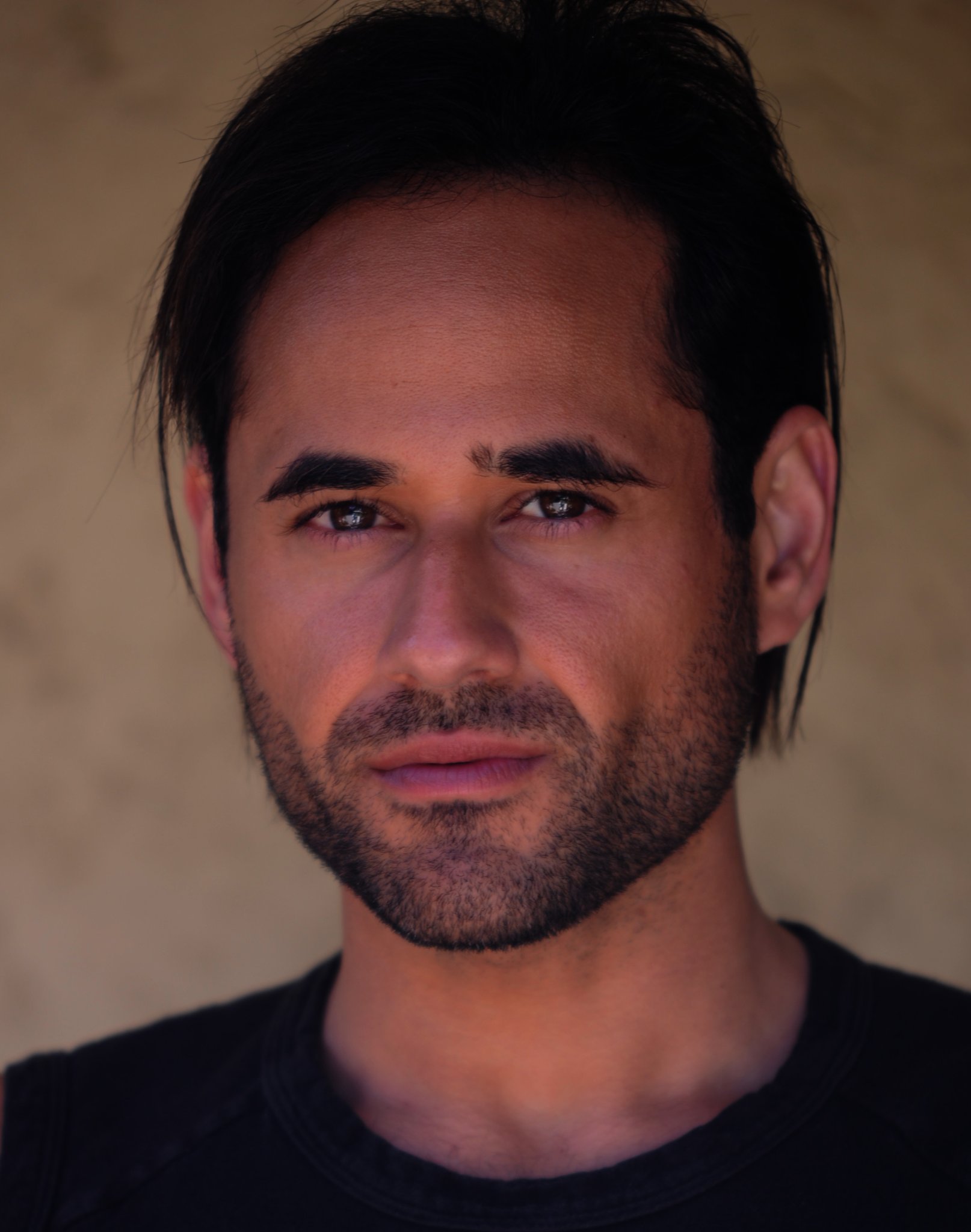 Фото - Antonio Christina: 1614x2048 / 213 Кб