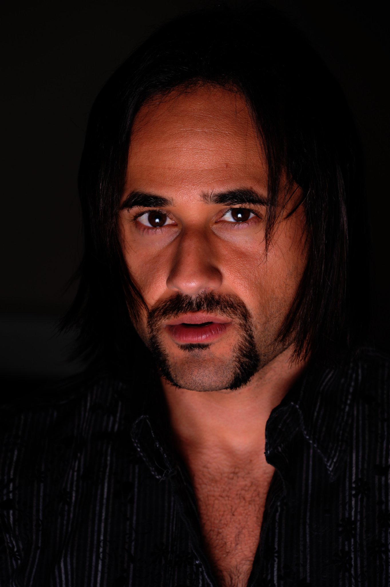 Фото - Antonio Christina: 1363x2048 / 233 Кб