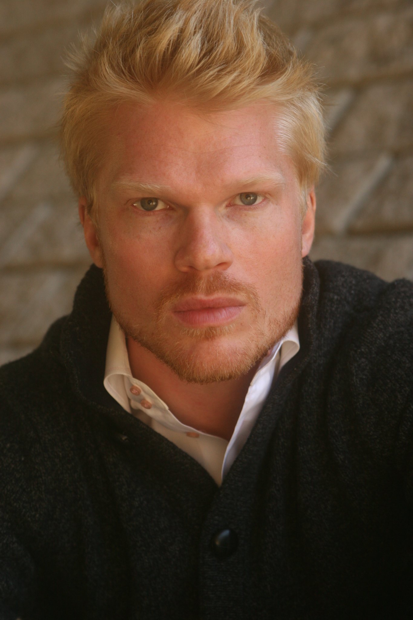 Фото - Джон Коллин Барклай: 1365x2048 / 257 Кб