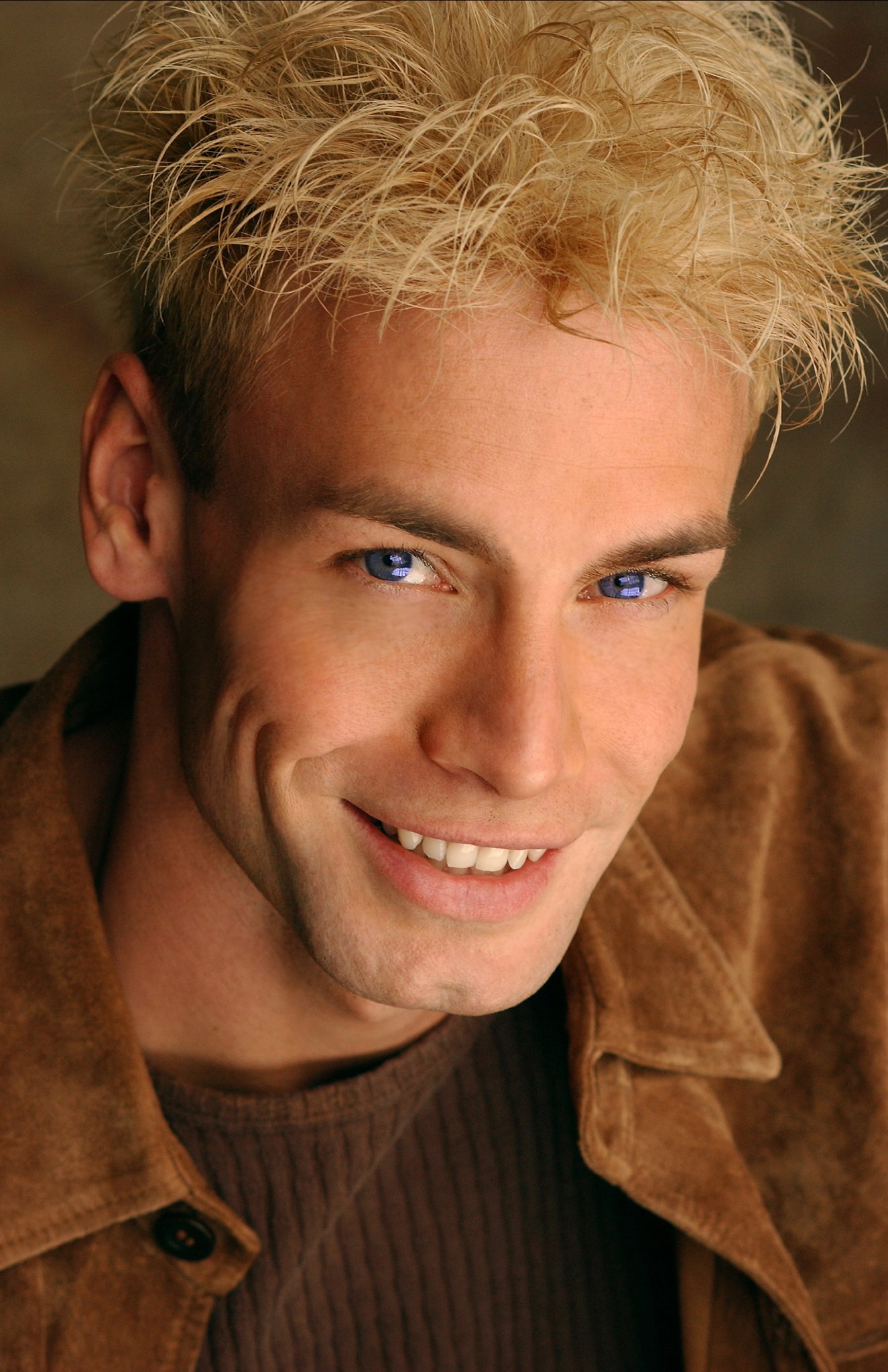 Фото - Murray SawChuck: 1325x2048 / 411 Кб