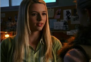 Фото - Алона Тал: 306x208 / 14 Кб