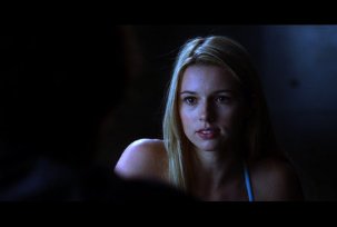 Фото - Алона Тал: 303x204 / 6 Кб