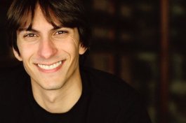 Фото - Dylan Saccoccio: 265x176 / 8 Кб