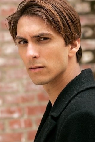 Фото - Dylan Saccoccio: 319x479 / 29 Кб