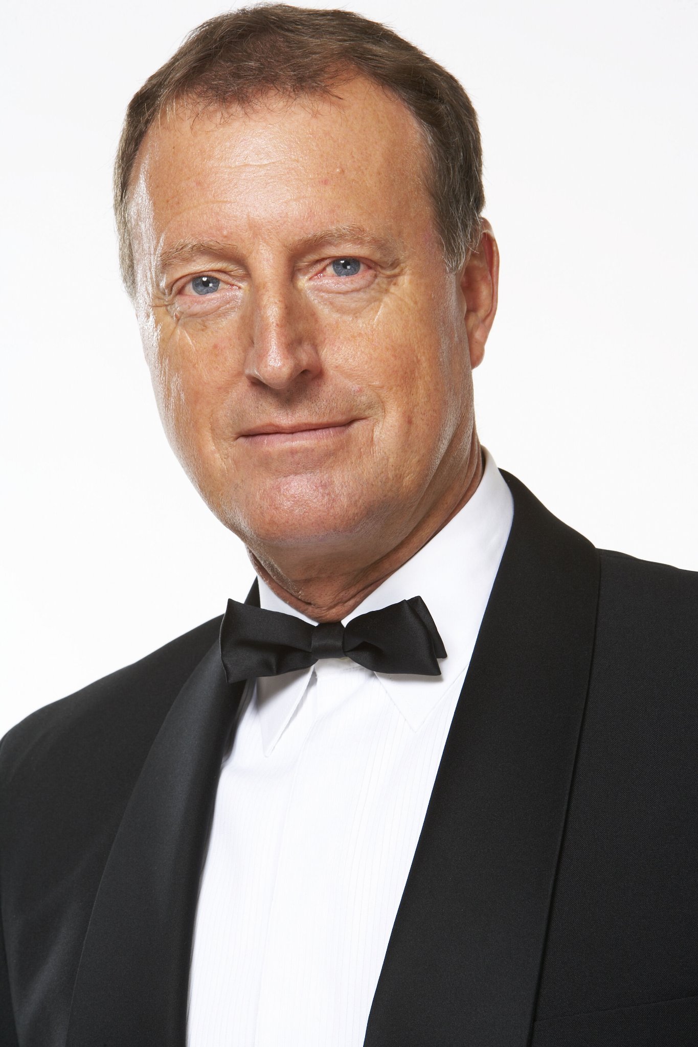 Фото - Дэвид Фрост: 1365x2048 / 331 Кб