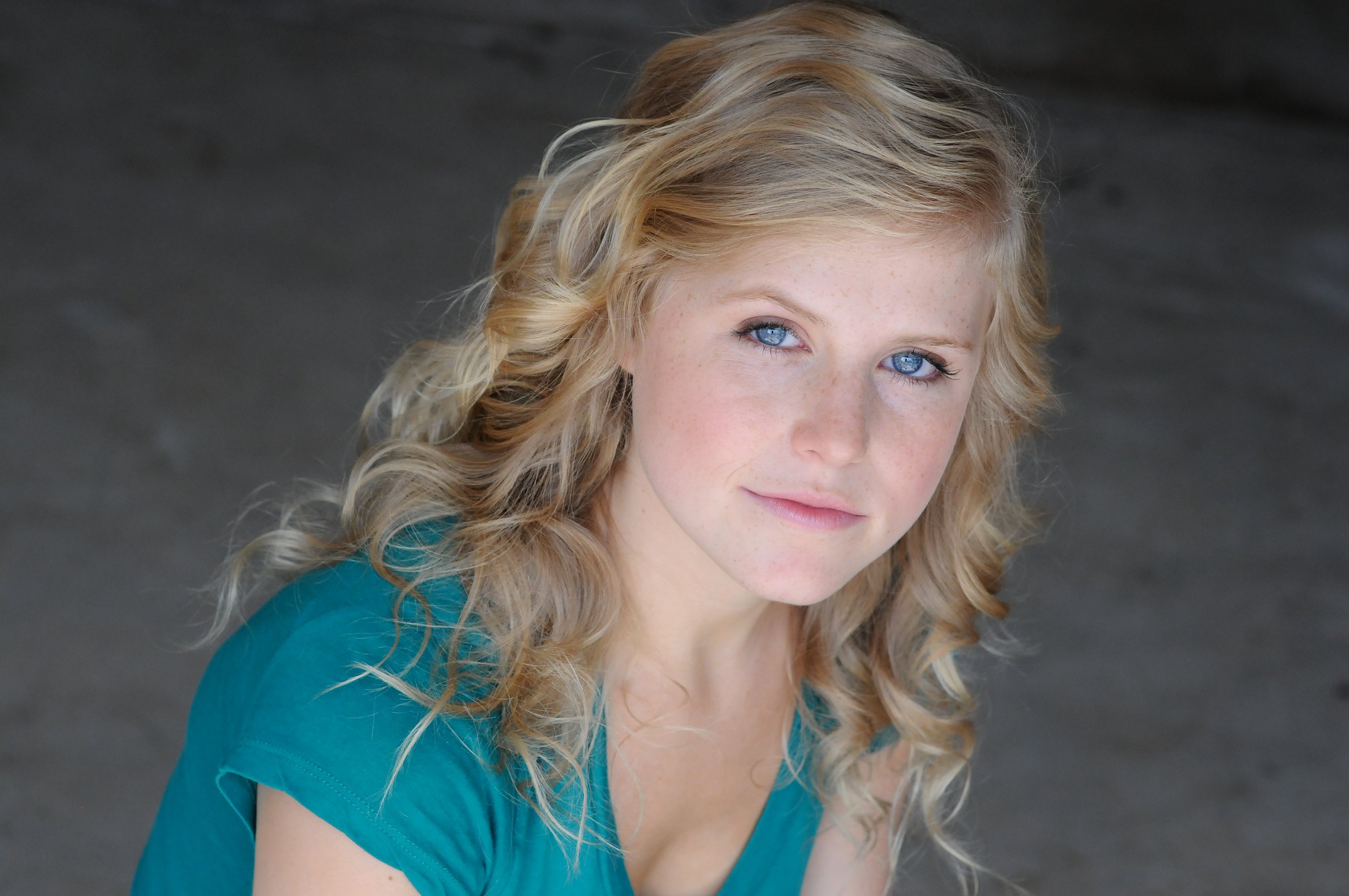 Фото - Эрин Смит: 2848x1892 / 577 Кб