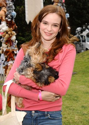 Фото - Даниэль Панабэйкер: 284x400 / 35 Кб