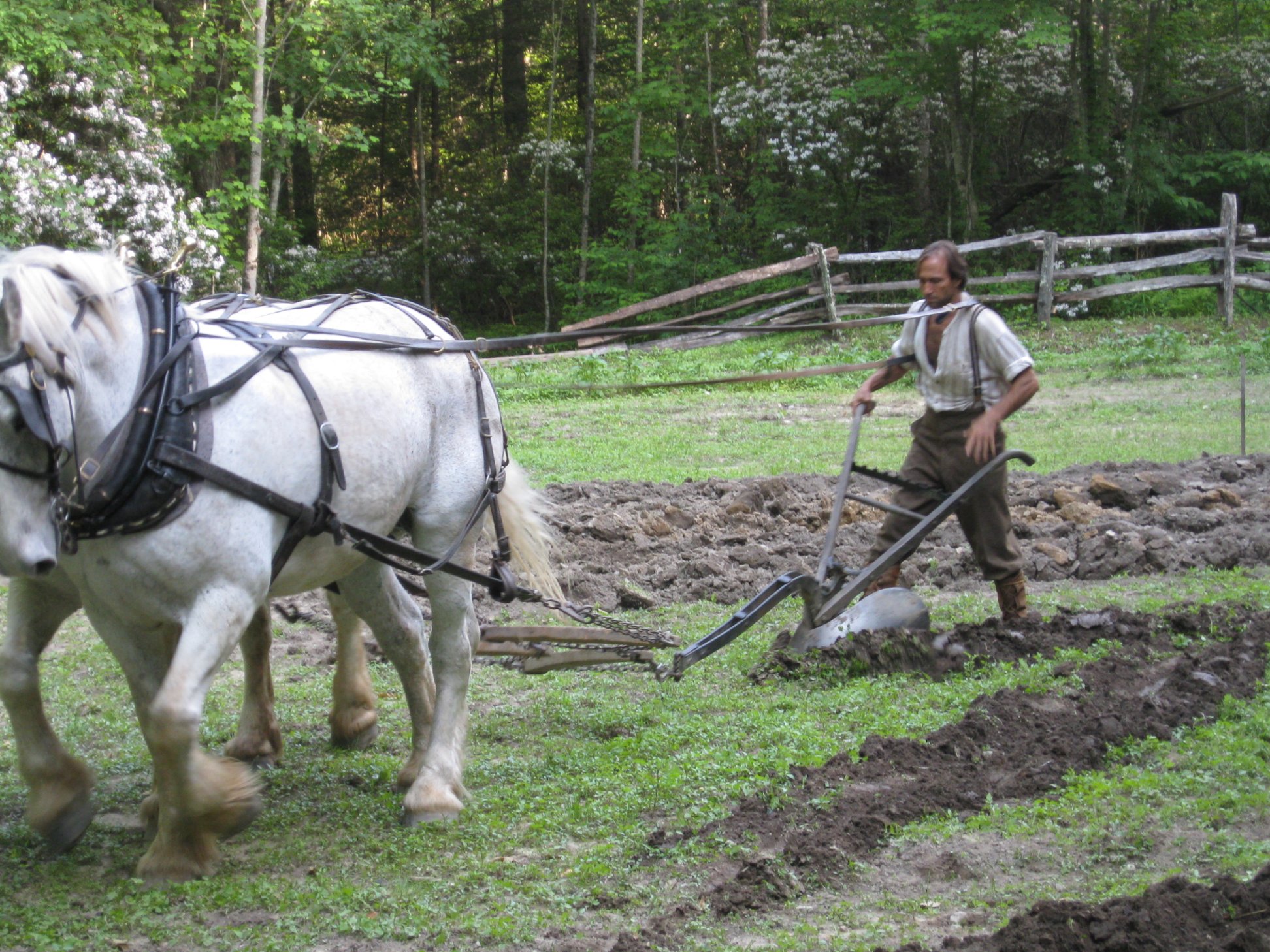 Фото - John Rutland: 1944x1458 / 634 Кб