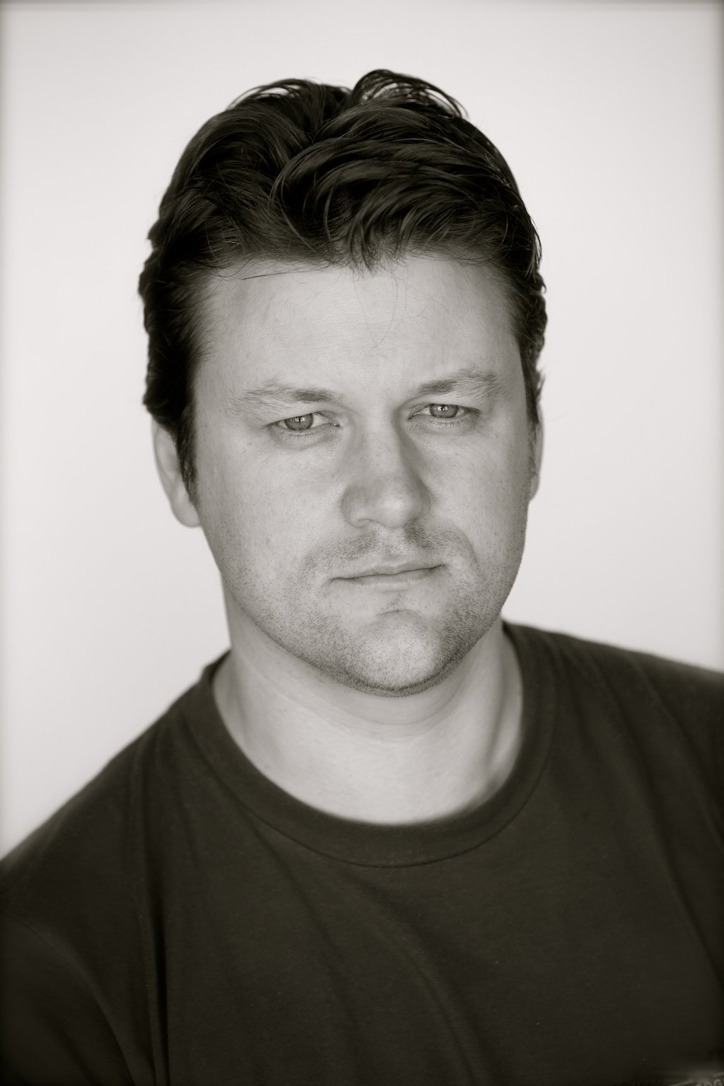 Фото - Дин Ноусли: 1024x1536 / 130 Кб