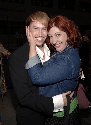 Фото - Эшли Аткинсон: 290x400 / 23 Кб